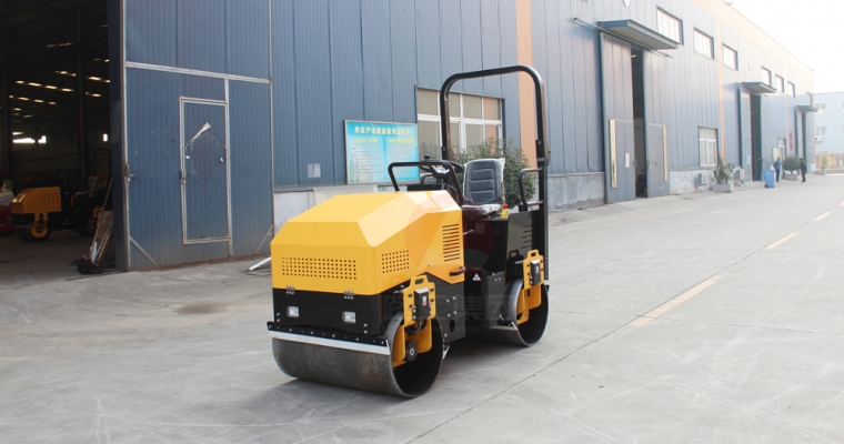 小型压路机故障莫要慌，，，，，，老司机来教你